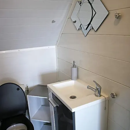 Penzion Chambre Rez De Chaussee Cuisine Salon Et Salle Partages *